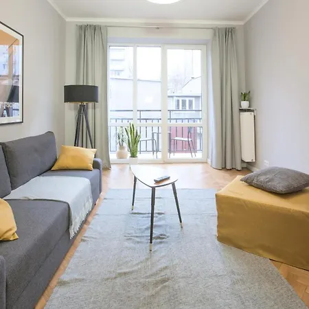 Concierge Flat6 Hoza Aparthotel 3*
