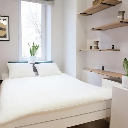 Lägenhetshotell Concierge Flat6 Hoza Warszawa