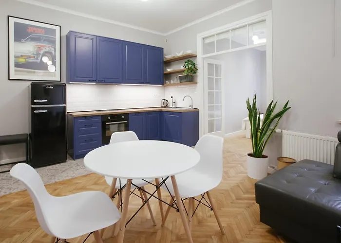 Concierge Flat6 Hoza 3* Warsaw