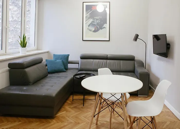 Concierge Flat6 Hoza 3* Warsaw