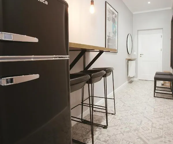 Concierge Flat6 Hoza 3* Warsaw