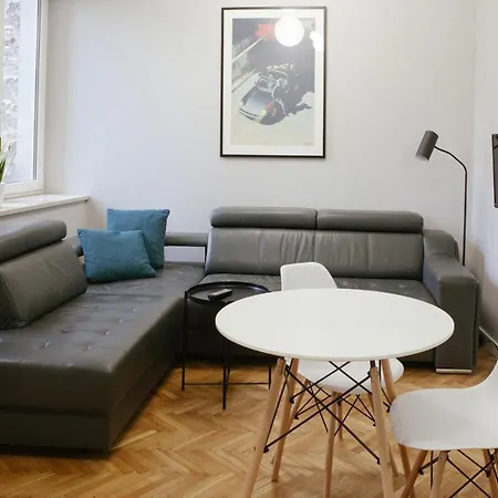 Concierge Flat6 Hoza * Warsaw